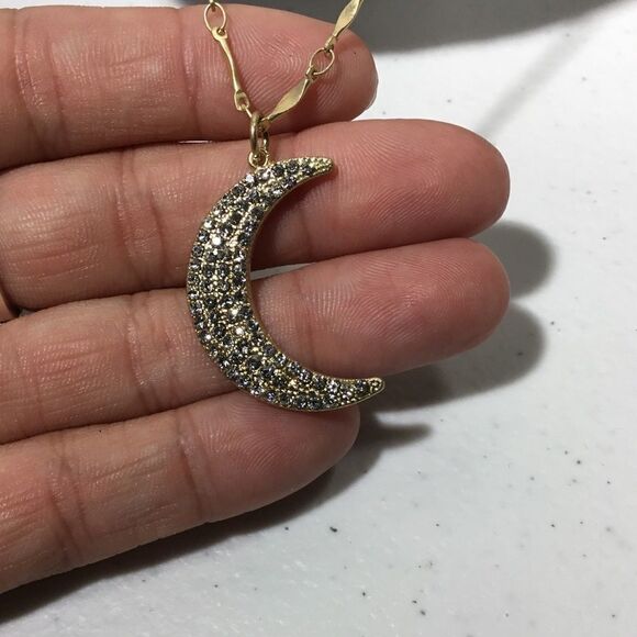 Canvas Ainsley Layered Moon Necklace (G2) - Picture 2 of 7